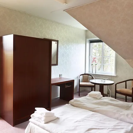 モーテル Abild トゥナー