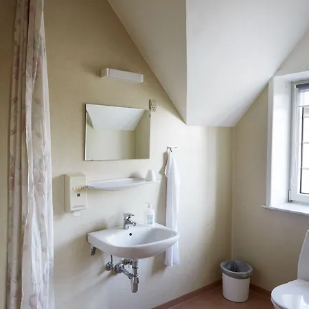 モーテル Abild トゥナー